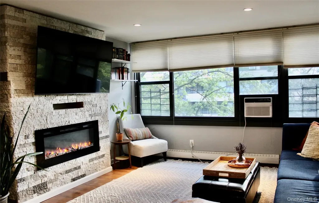 724 166th Street Beechhurst NY 11357