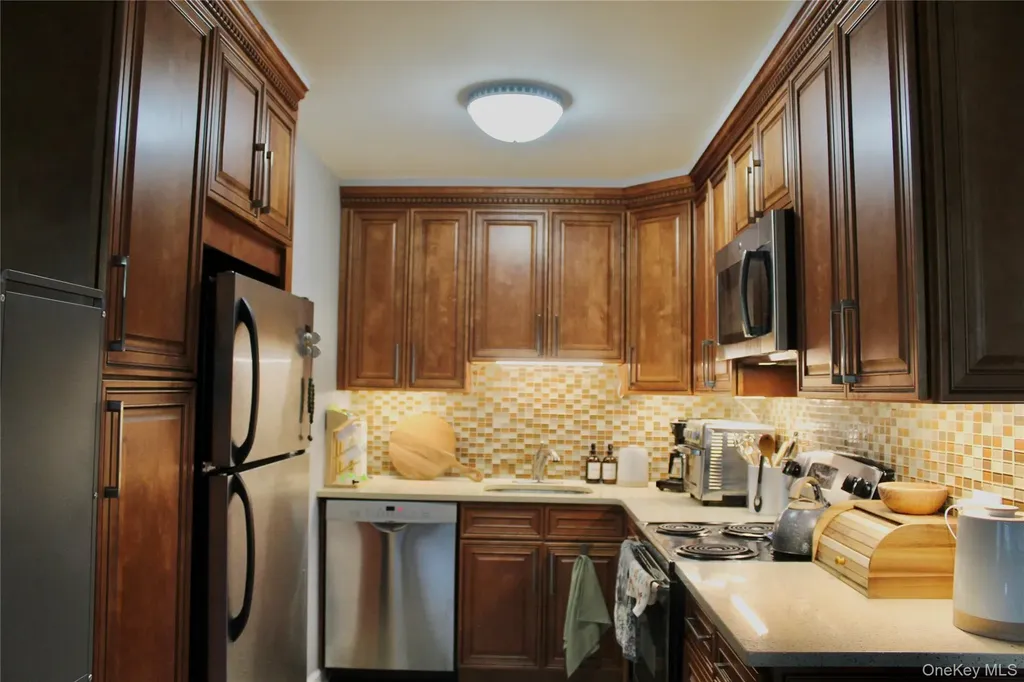 724 166th Street Beechhurst NY 11357
