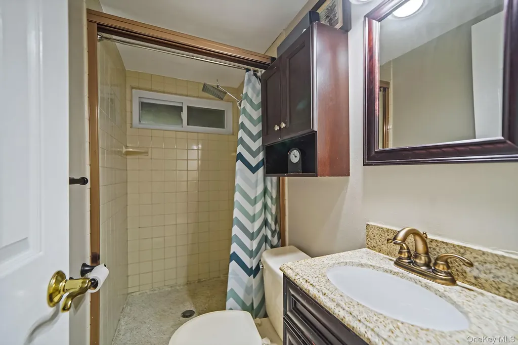 7 Deepdale Drive Commack NY 11725