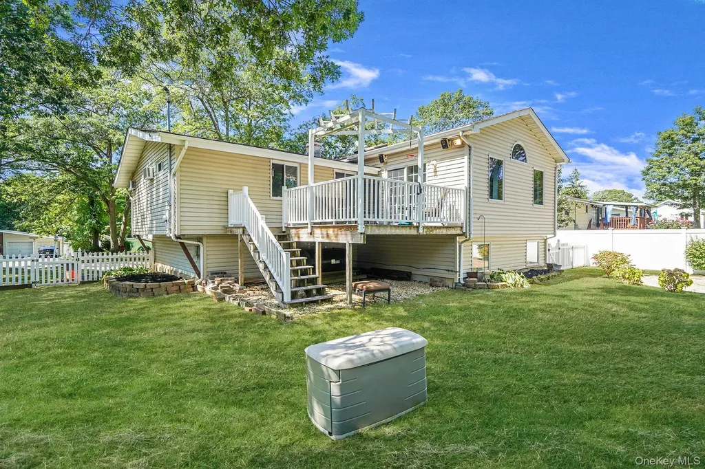 7 Deepdale Drive Commack NY 11725