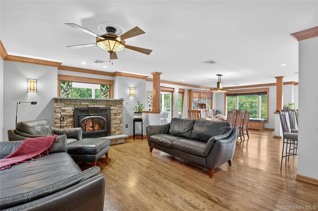 6 Marvelle Lane Westtown NY 10998