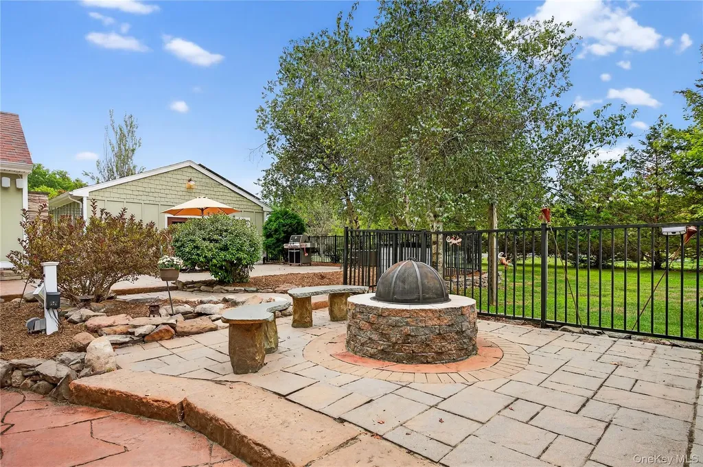 6 Marvelle Lane Westtown NY 10998
