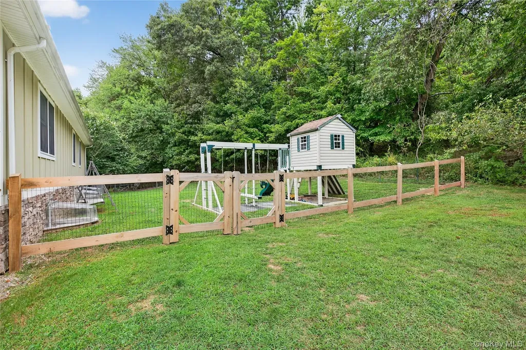 6 Marvelle Lane Westtown NY 10998