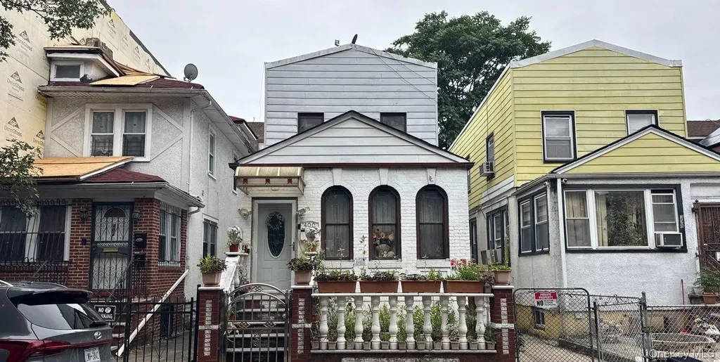 400 E 49th Street Brooklyn NY 11203