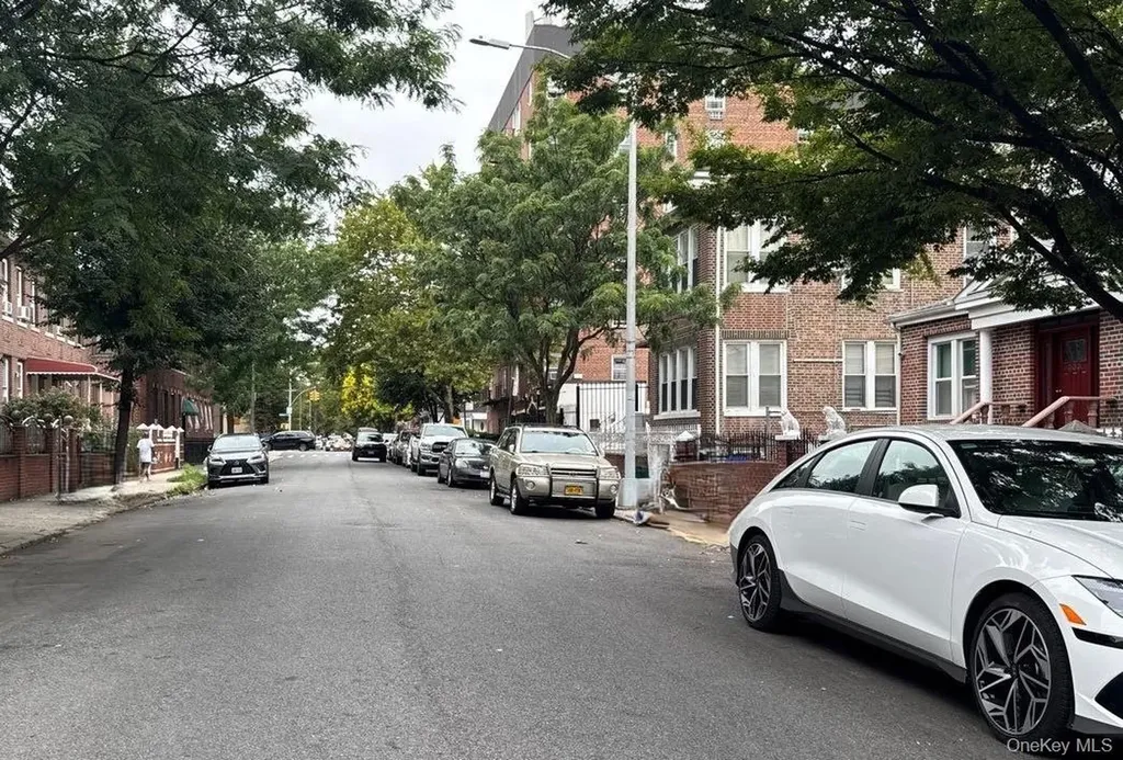 400 E 49th Street Brooklyn NY 11203