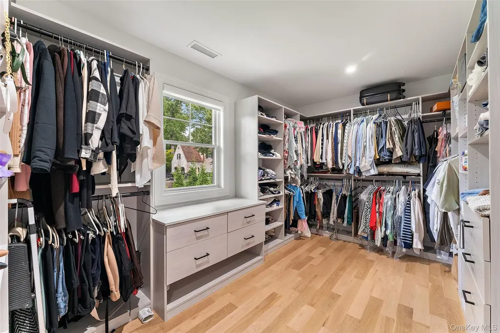 629 California Road Bronxville NY 10708
