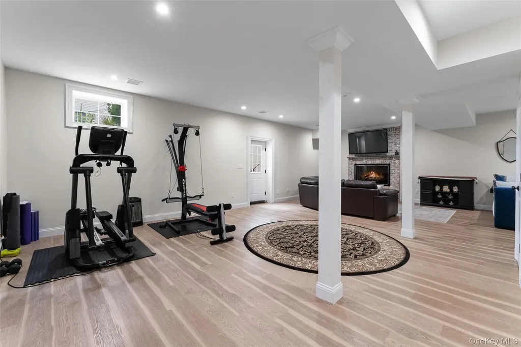 629 California Road Bronxville NY 10708