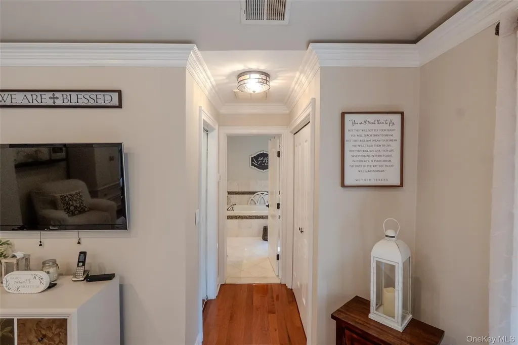 6 Hearthstone Lane Nesconset NY 11767