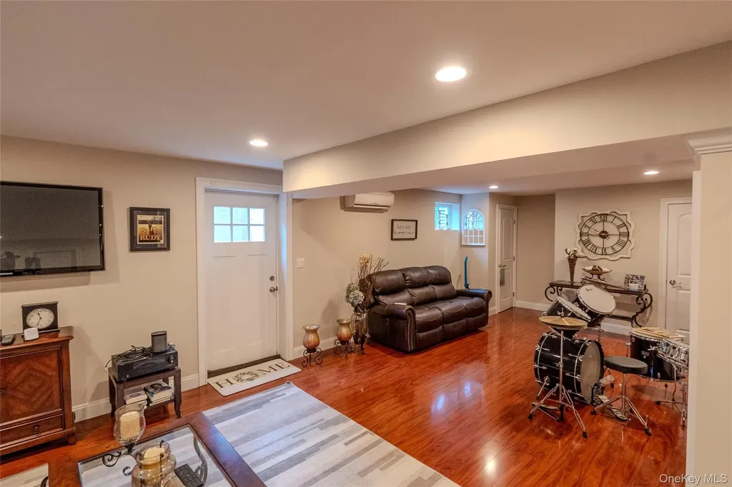 6 Hearthstone Lane Nesconset NY 11767