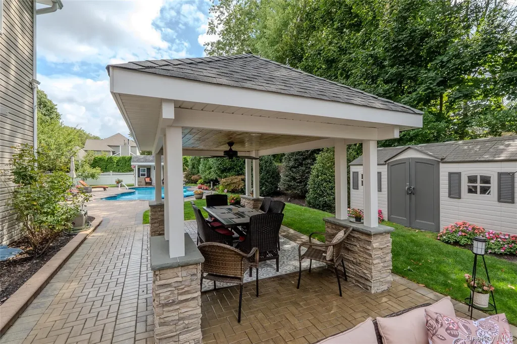 6 Hearthstone Lane Nesconset NY 11767