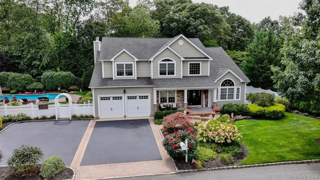 6 Hearthstone Lane Nesconset NY 11767