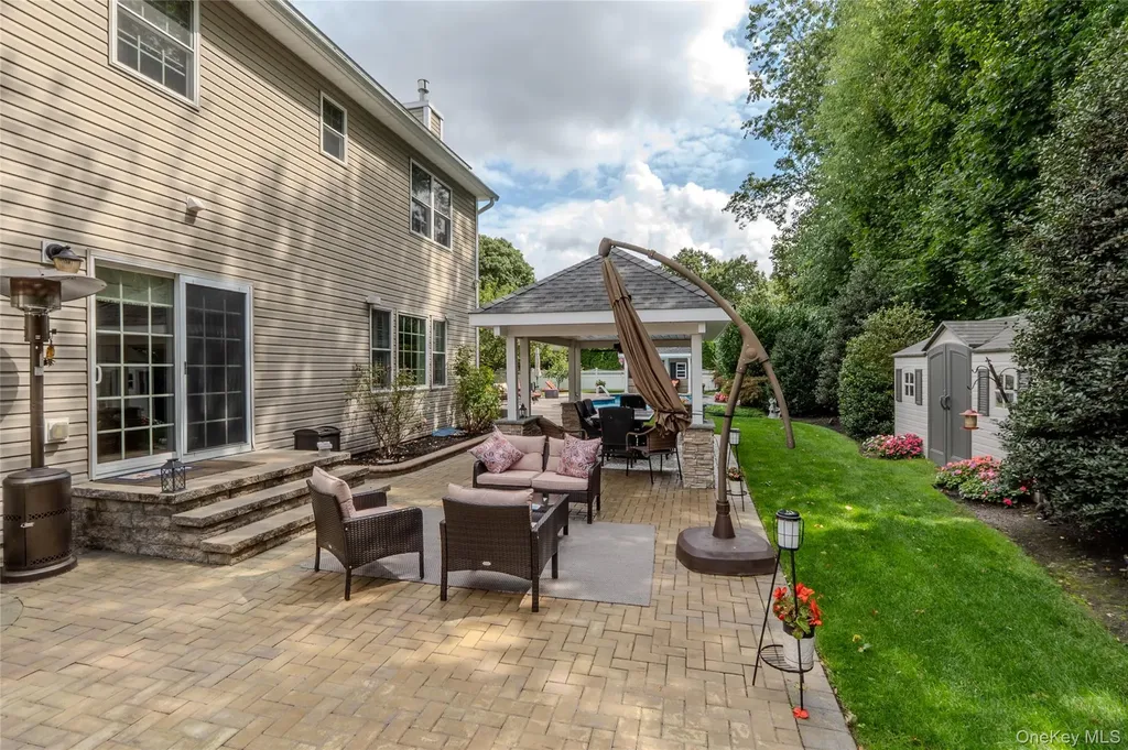 6 Hearthstone Lane Nesconset NY 11767