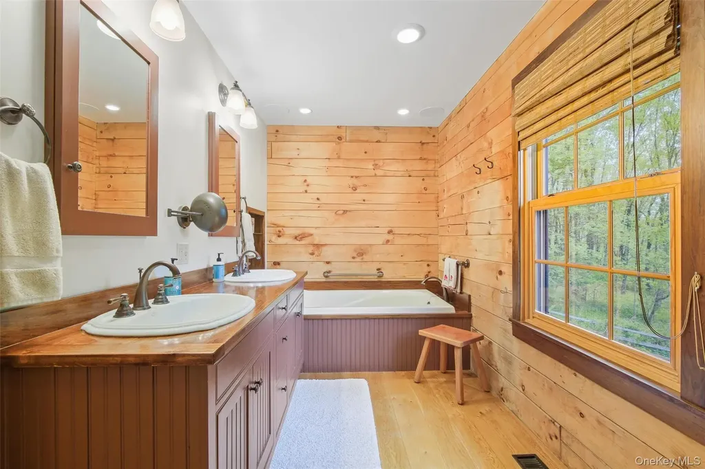 57 Cedar Berry Lane Dover Plains NY 12522