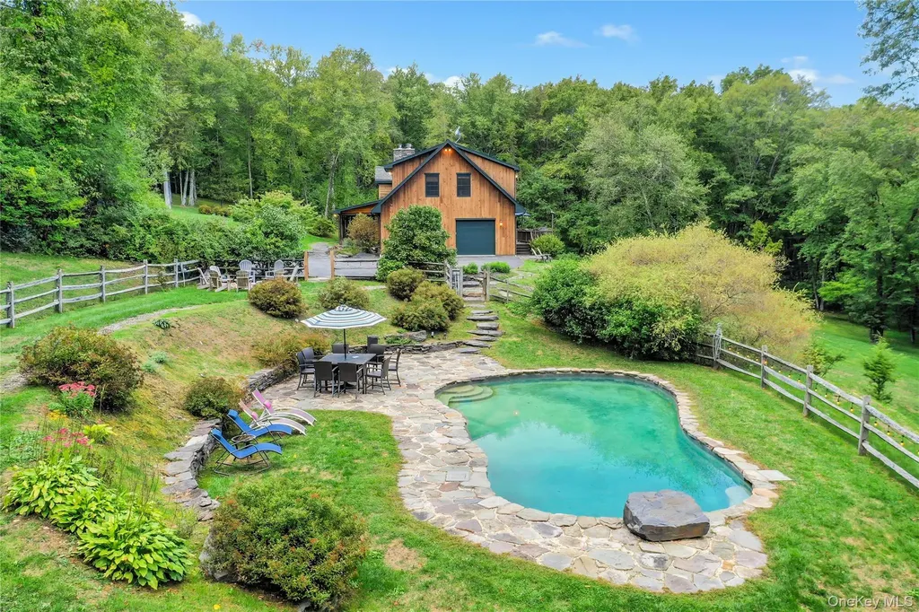 57 Cedar Berry Lane Dover Plains NY 12522