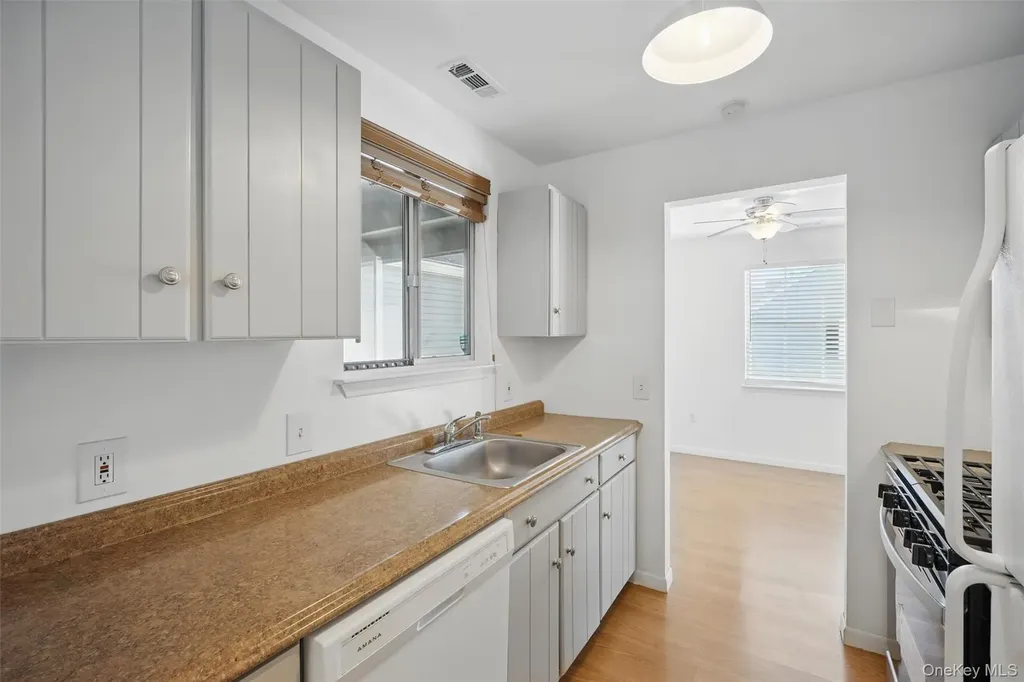 201 Commons Way Unit E Fishkill NY 12524