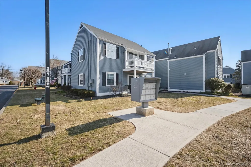 201 Commons Way Unit E Fishkill NY 12524