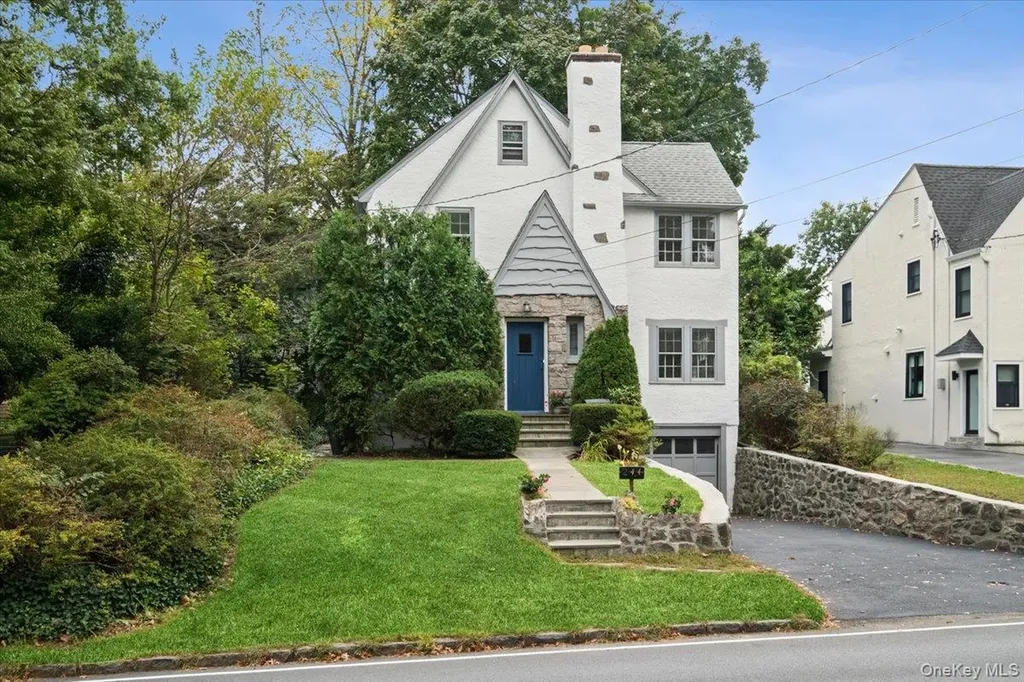 244 Boulevard Scarsdale NY 10583