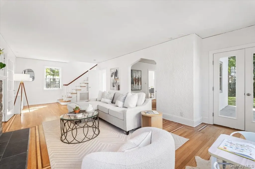 244 Boulevard Scarsdale NY 10583