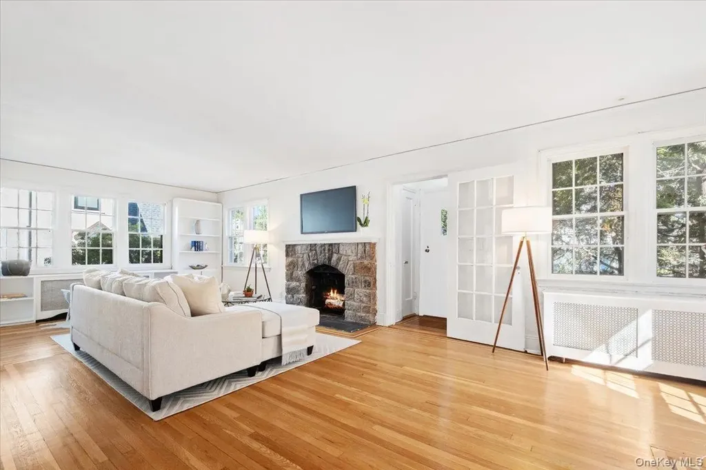 244 Boulevard Scarsdale NY 10583