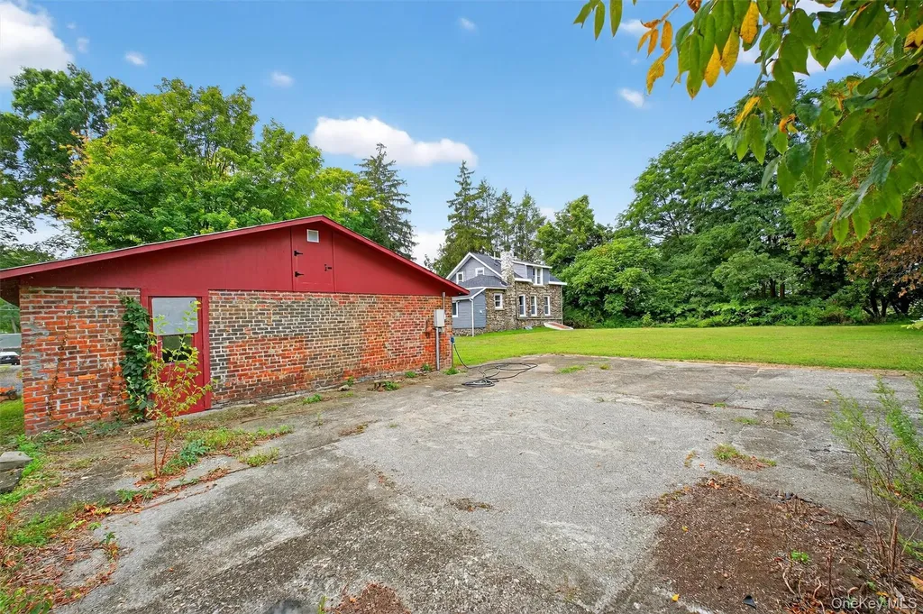 648 State Route 17k Montgomery NY 12549