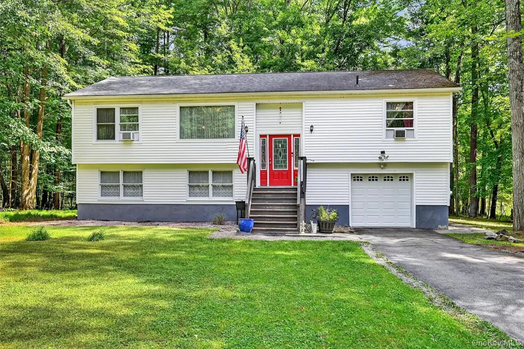 6 Tice Lane Middletown NY 10941
