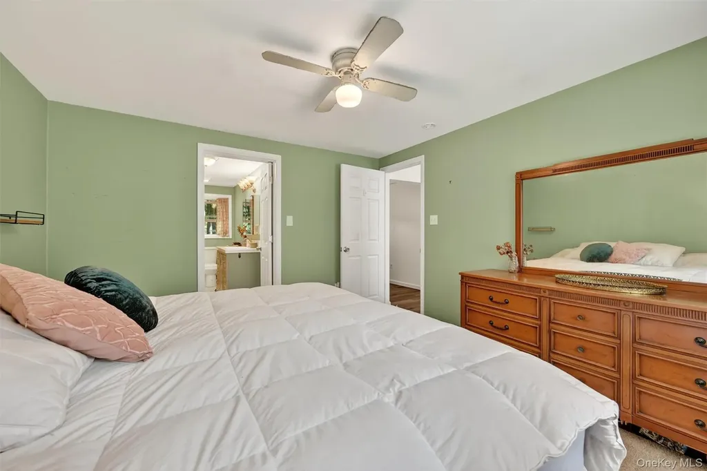 6 Tice Lane Middletown NY 10941