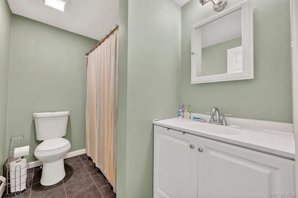 6 Tice Lane Middletown NY 10941