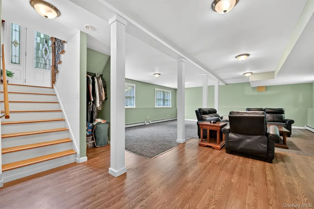 6 Tice Lane Middletown NY 10941