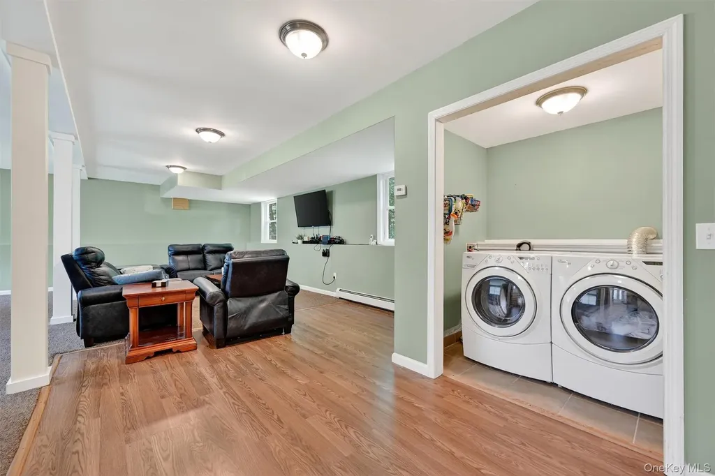 6 Tice Lane Middletown NY 10941
