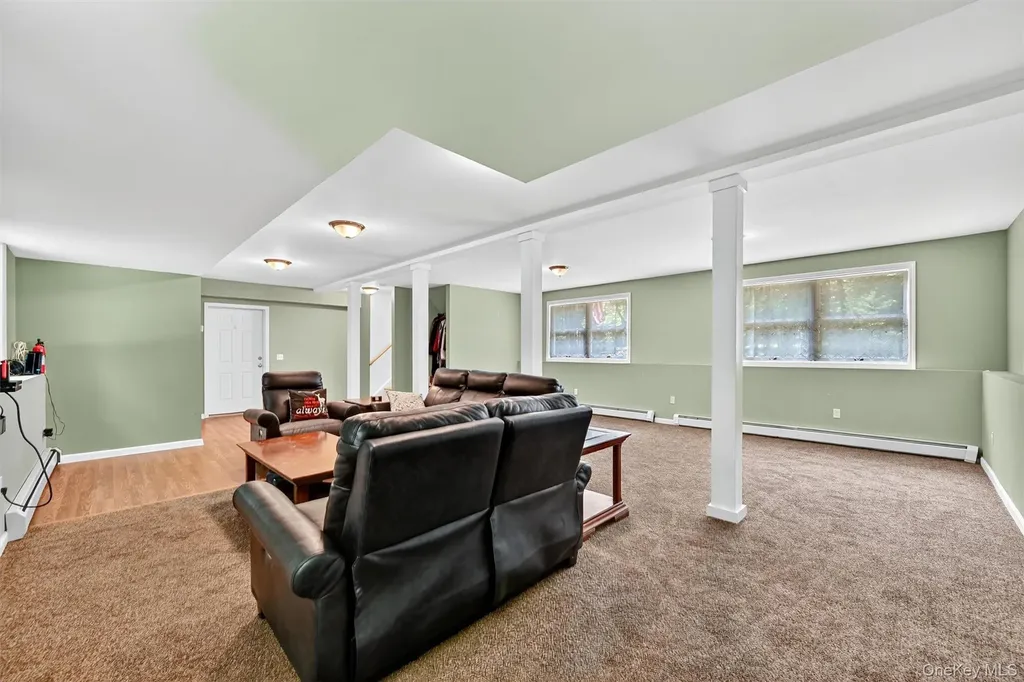 6 Tice Lane Middletown NY 10941