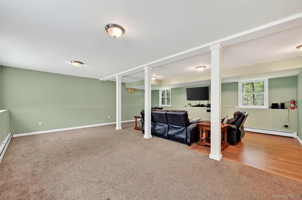 6 Tice Lane Middletown NY 10941