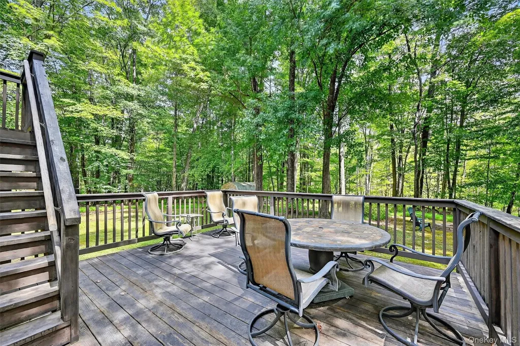 6 Tice Lane Middletown NY 10941