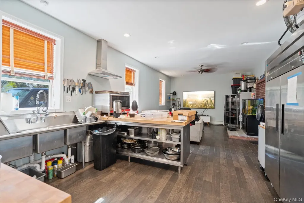 20 Ackerson Street Bay Shore NY 11706