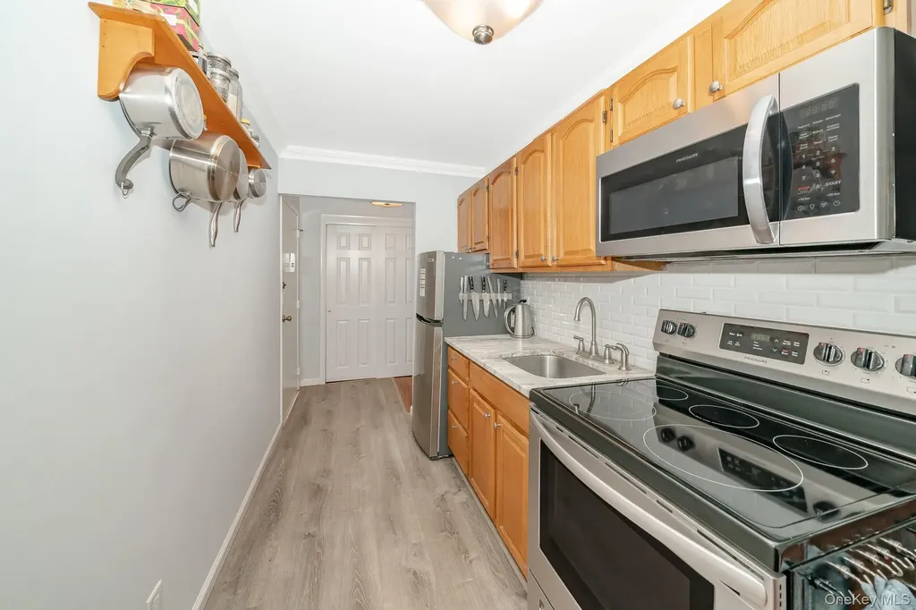 2449F Union Boulevard Islip NY 11751