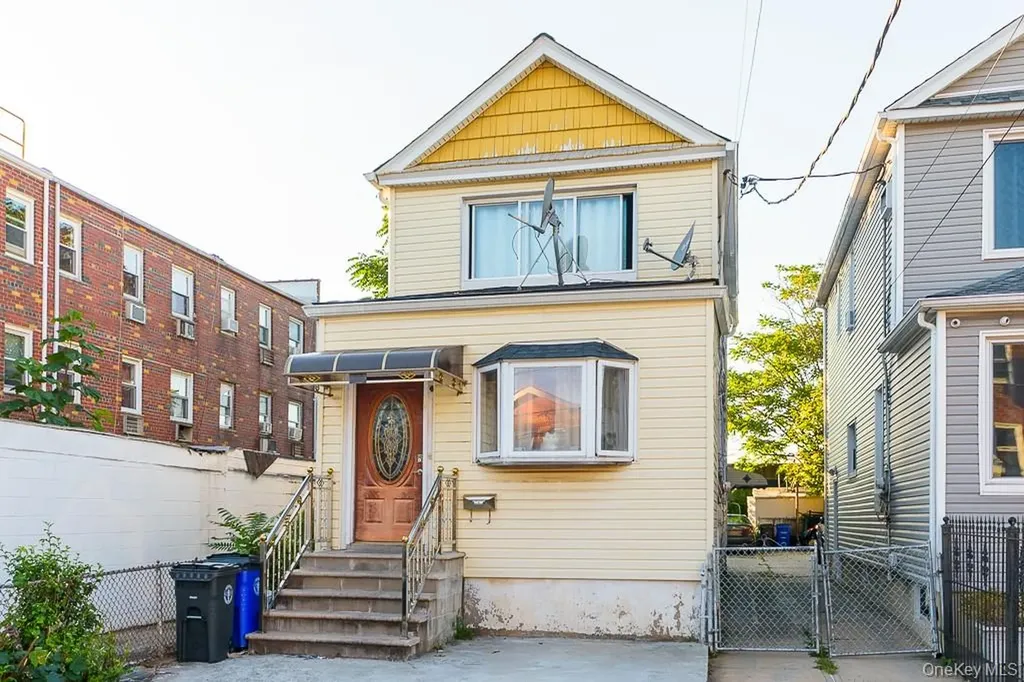 8913 Bedell Lane Brooklyn NY 11236