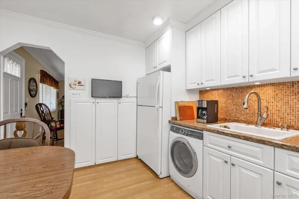 49 Princeton Place Merrick NY 11566