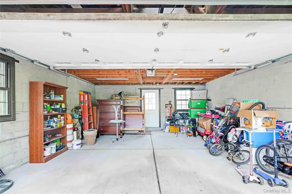 16008 12th Road Beechhurst NY 11357
