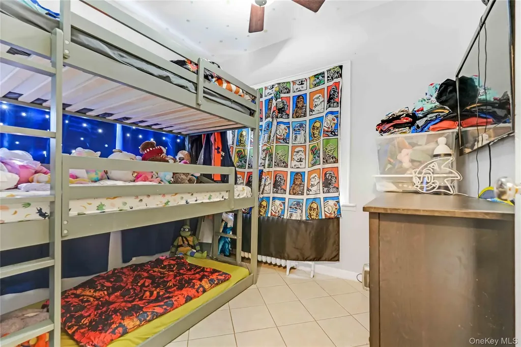 16008 12th Road Beechhurst NY 11357