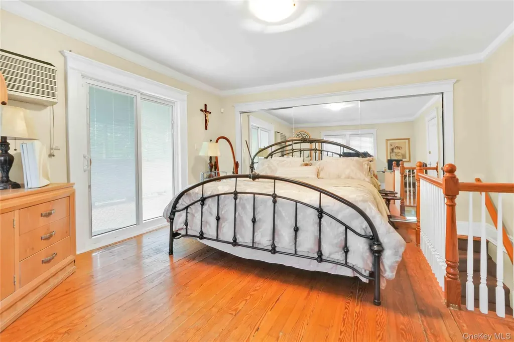 16008 12th Road Beechhurst NY 11357