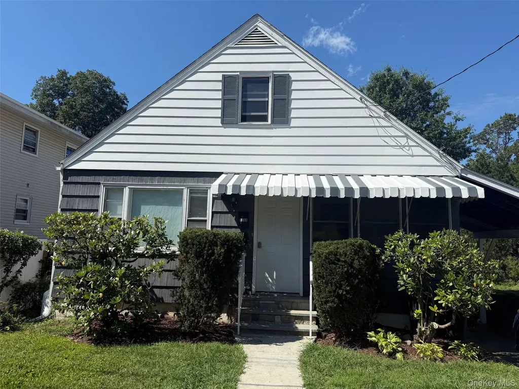 1208 Jackson Street Peekskill NY 10566