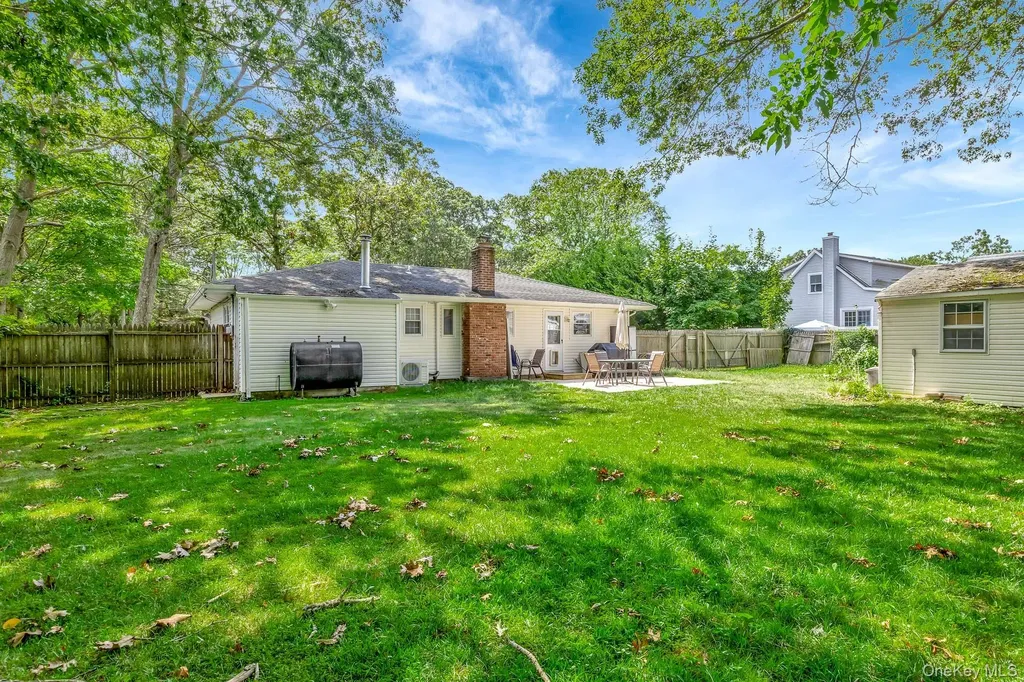 169 Pawnee Avenue Mastic NY 11950