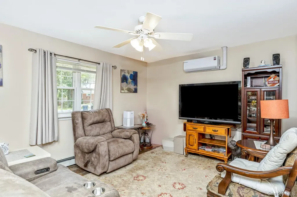 169 Pawnee Avenue Mastic NY 11950