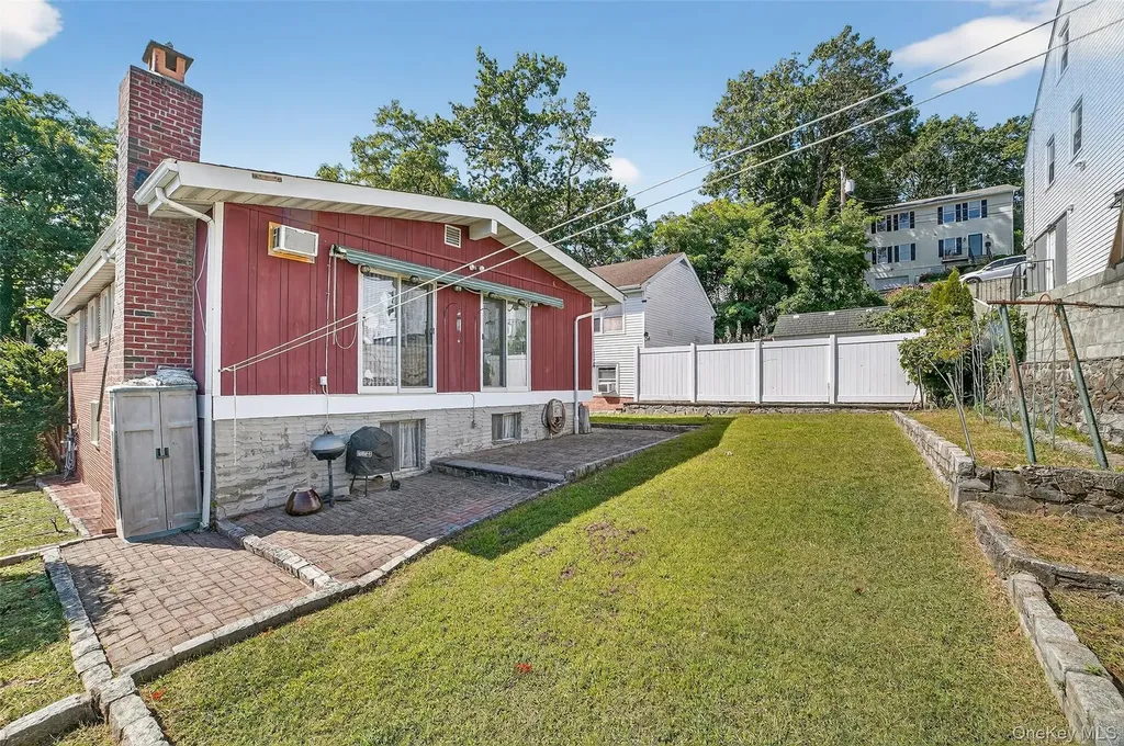 27 Lamar Place Yonkers NY 10710