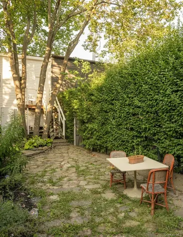 10 Union Street Hudson NY 12534