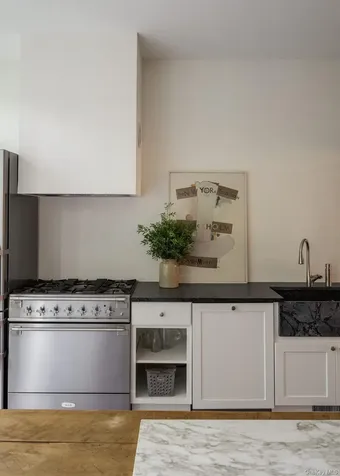 10 Union Street Hudson NY 12534