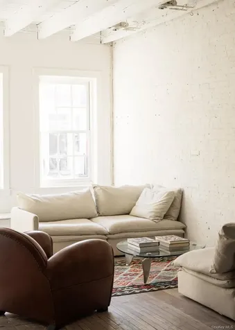 10 Union Street Hudson NY 12534