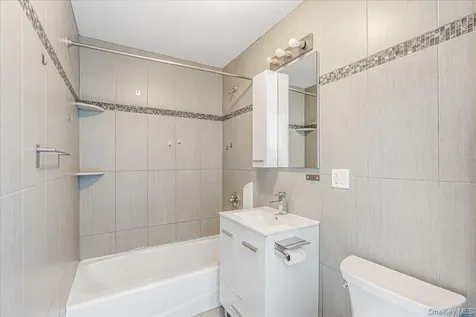 236 N 7th Street Brooklyn NY 11211