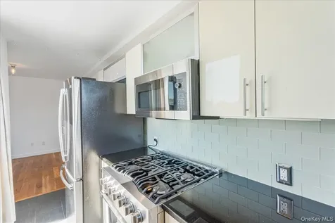 236 N 7th Street Brooklyn NY 11211