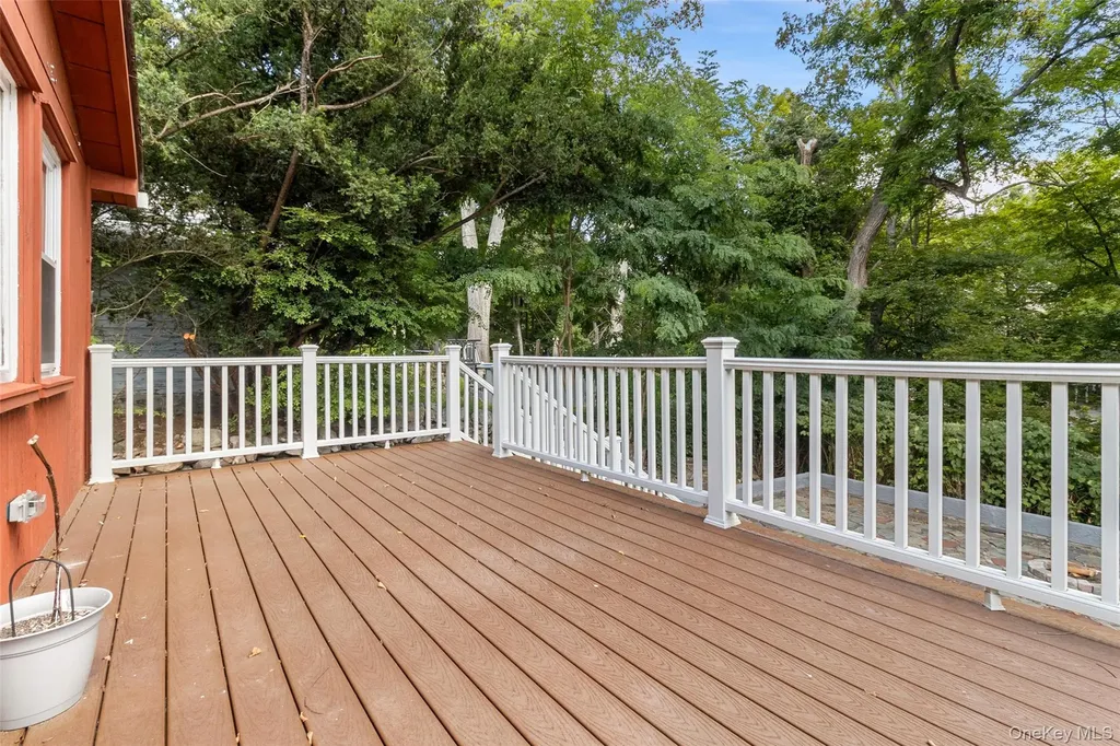 6 Brookside Drive Yorktown Heights NY 10598