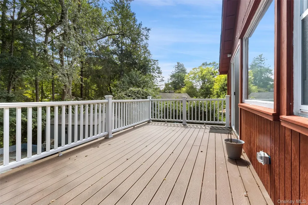 6 Brookside Drive Yorktown Heights NY 10598